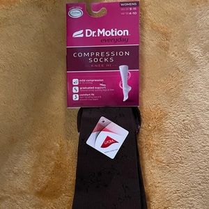 NWT FLORAL TEXTURE | KNEE-HIGH COMPRESSION SOCKS FOR WOMEN